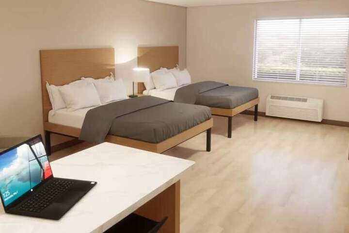 Room 10 of 17