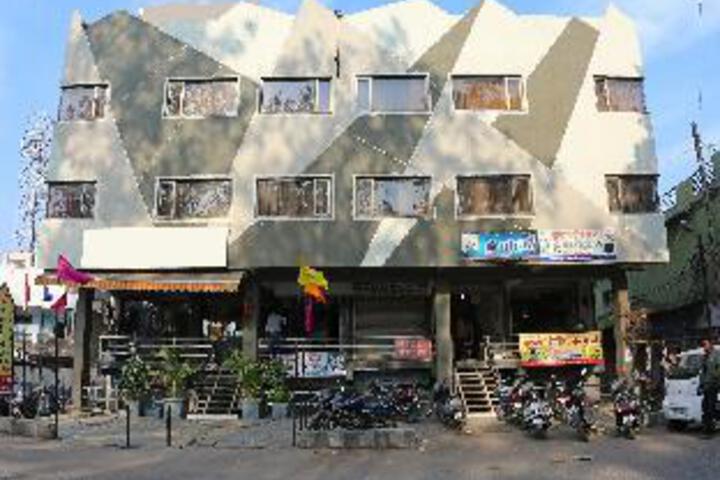 Collection O Ashirwad Regency