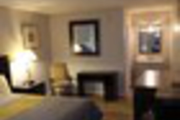 Room 65 of 120