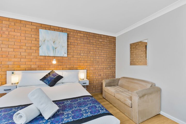 Room 43 of 105