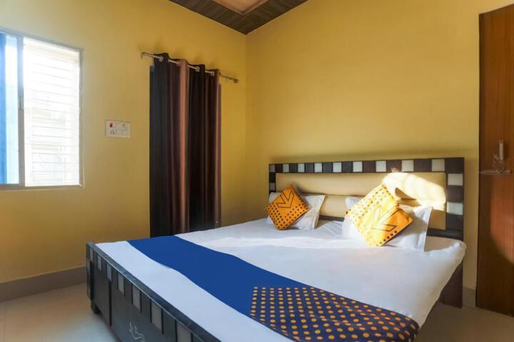 SPOT ON 77029 Sahil Palace