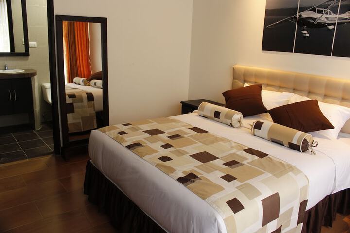 Room 7 of 38