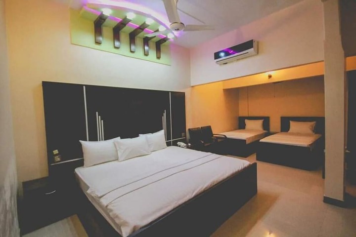 Room 2 of 12