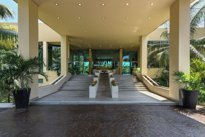 Hotel Interior 2 of 59