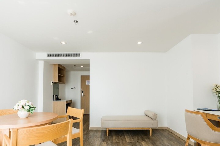 Room 16 of 63
