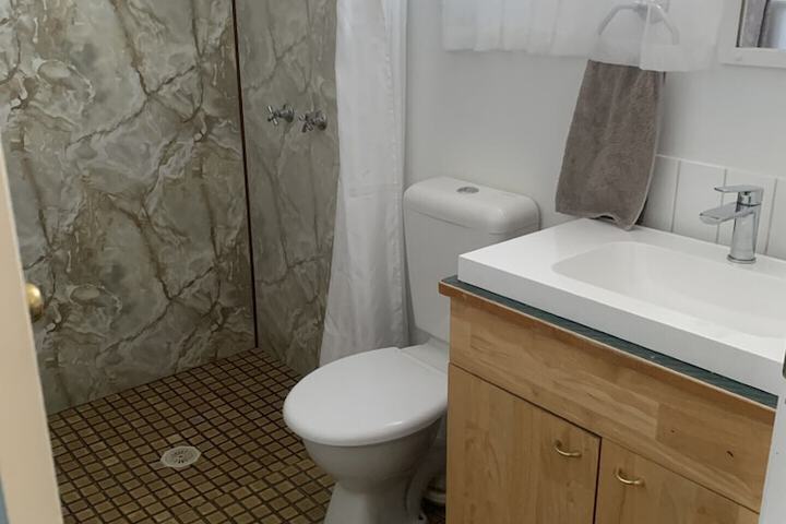 Room 16 of 21