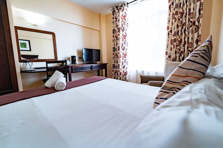 Room 18 of 47