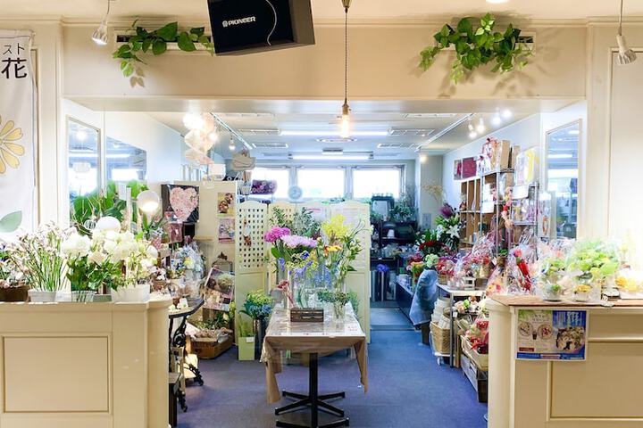Gift Shop 21 of 33