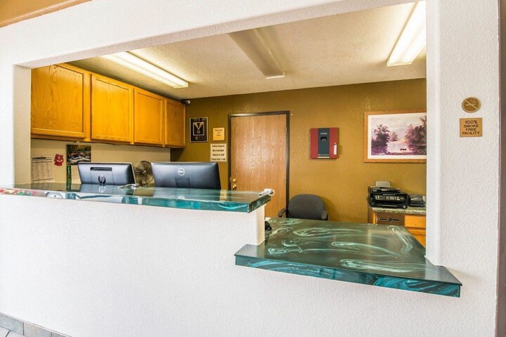 Hotel Interior 5 of 119