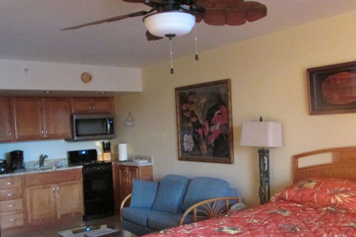 Room 71 of 484