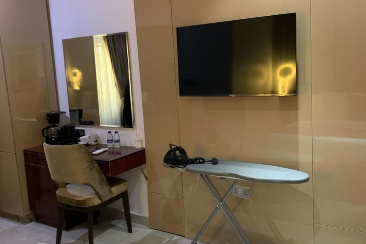 Room 45 of 78