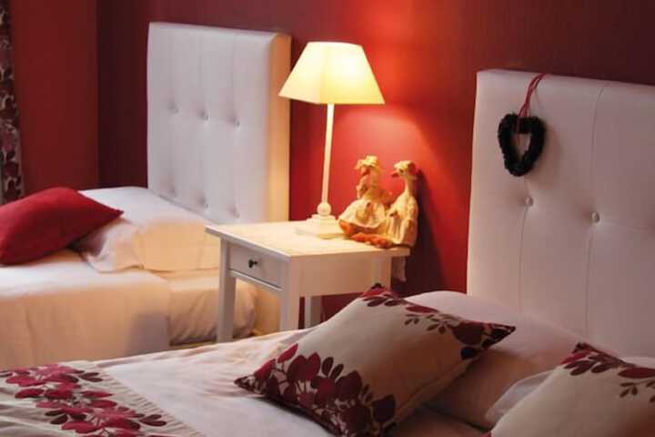 Room 80 of 147