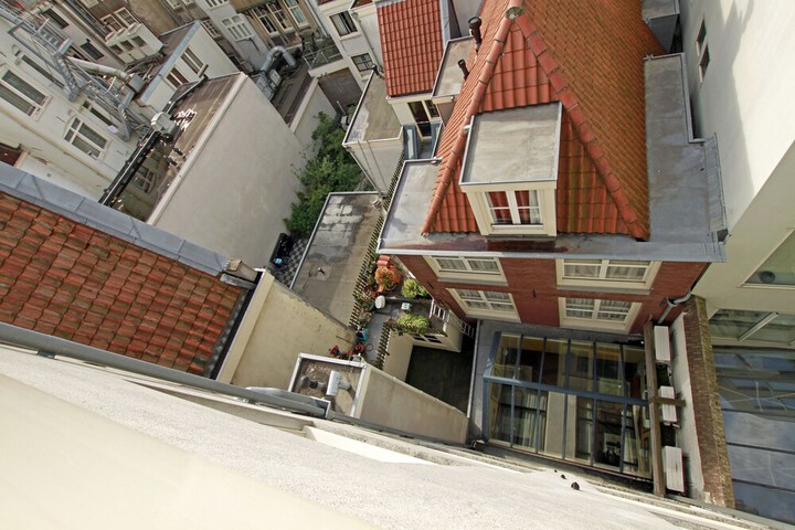 Hotel 114 of 118