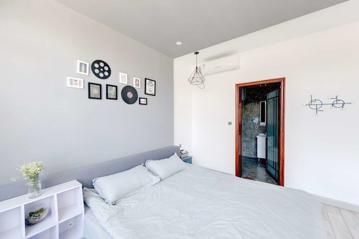Room 8 of 58