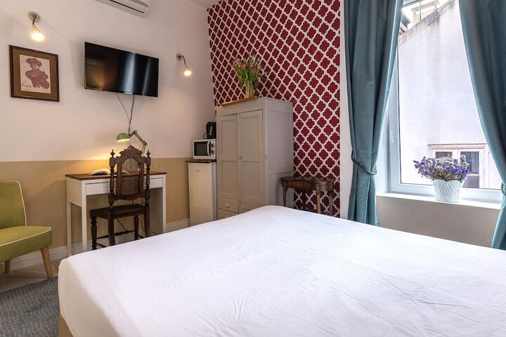 Room 46 of 97
