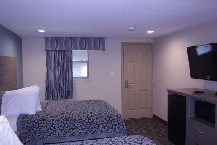 Room 15 of 51