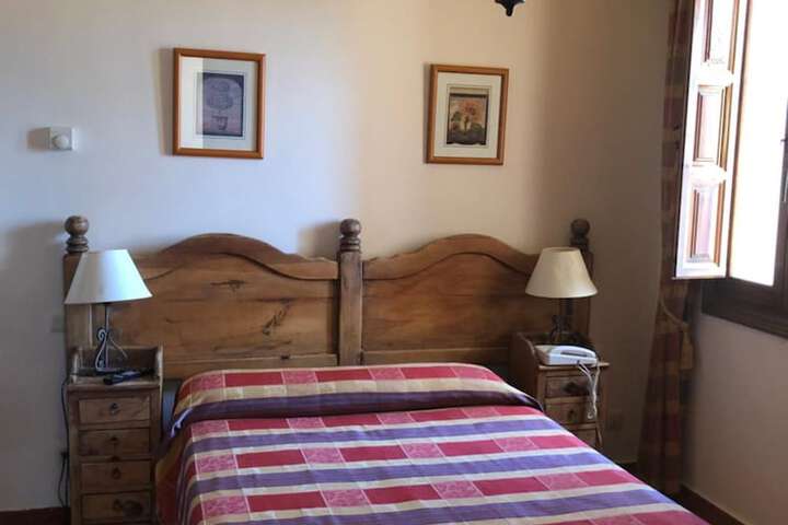 Room 22 of 48