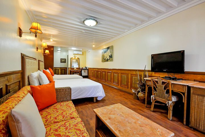 Room 20 of 147