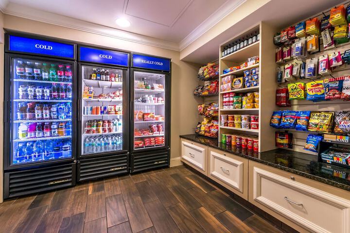 Snack bar