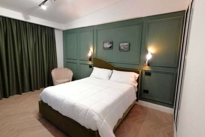 Room 19 of 44