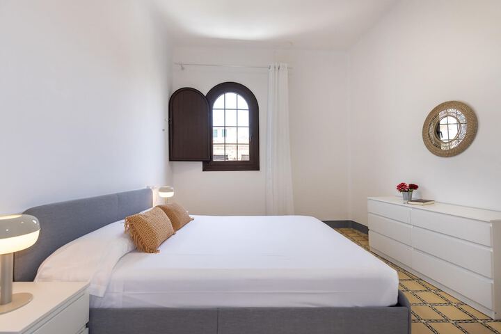 Room 3 of 55