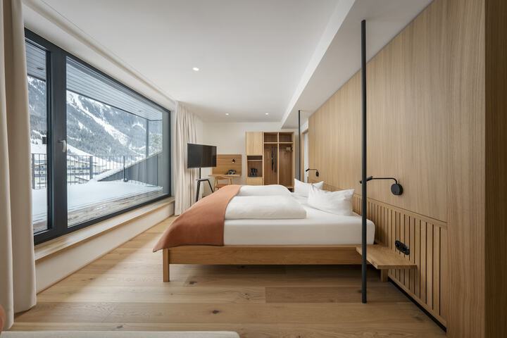 Room 30 of 113
