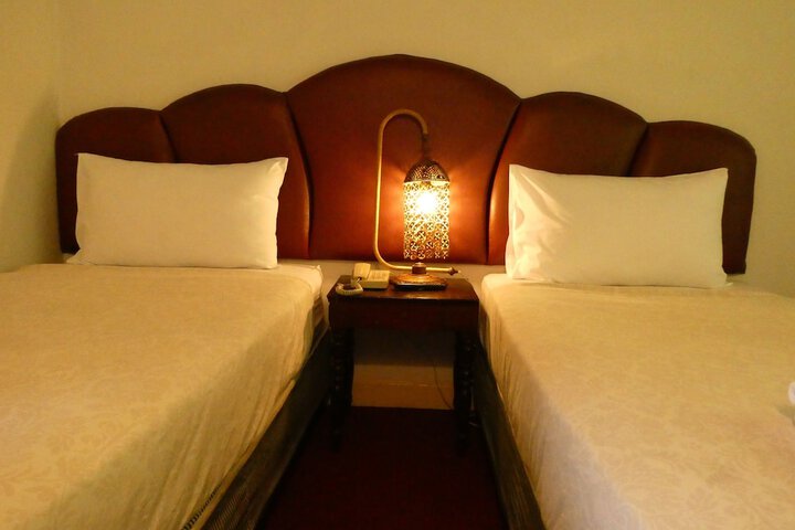 Room 10 of 67