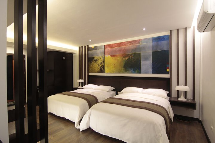 Room 18 of 59