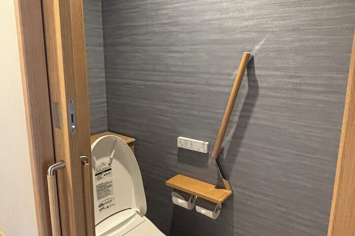Room 18 of 48