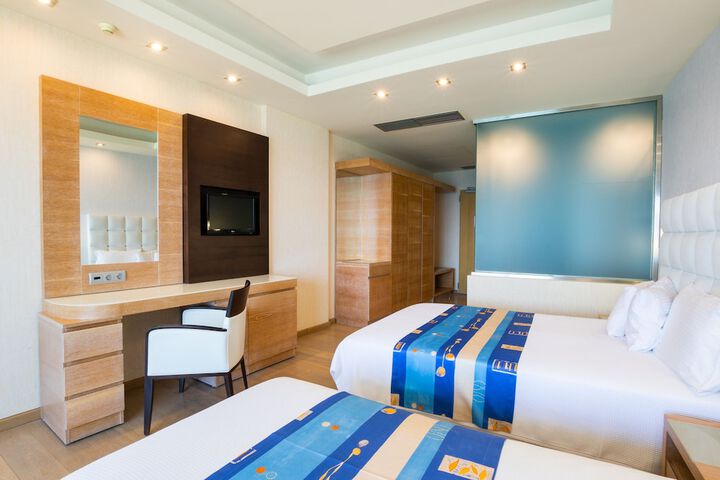 Room 45 of 171