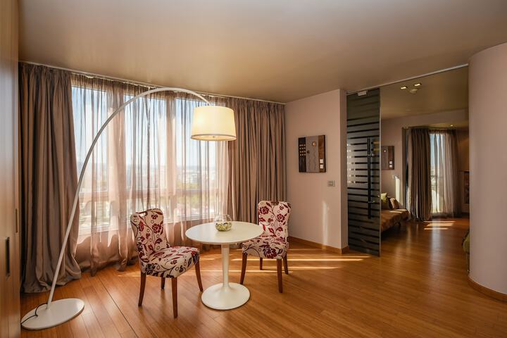 Room 21 of 55