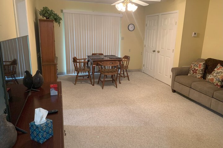 Room 9 of 17