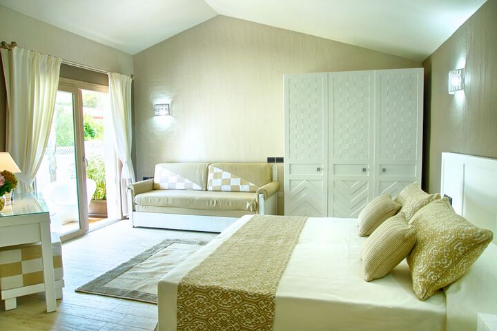 Room 4 of 41