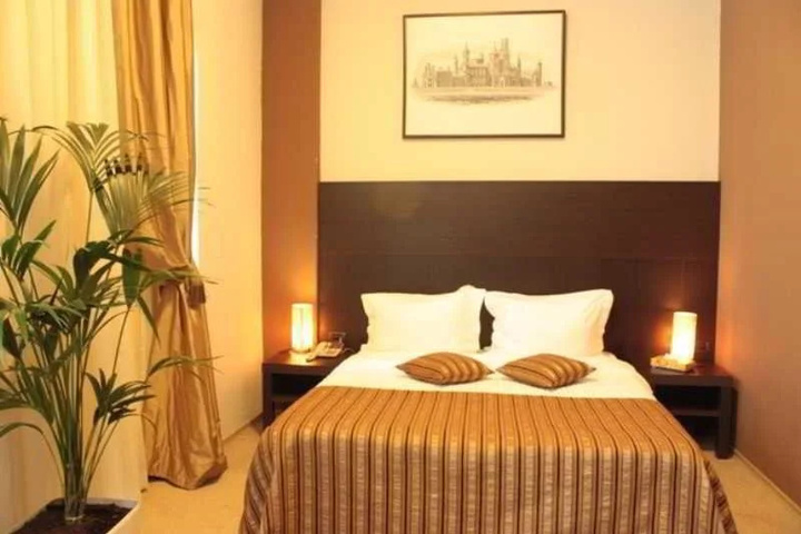 Royal Park Hotel