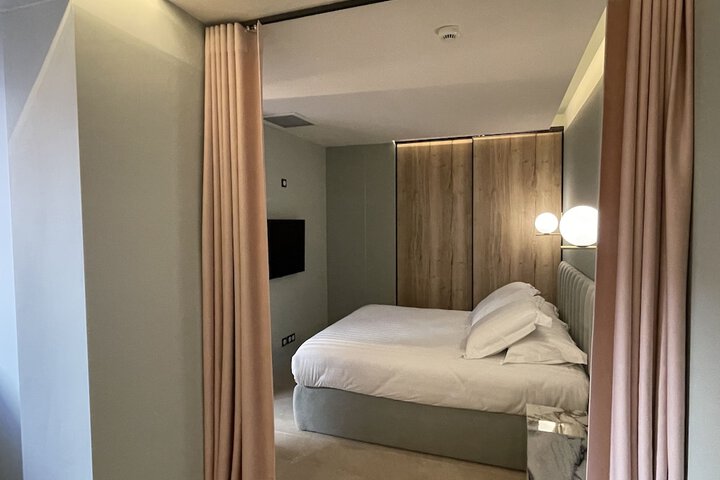 Room 12 of 45
