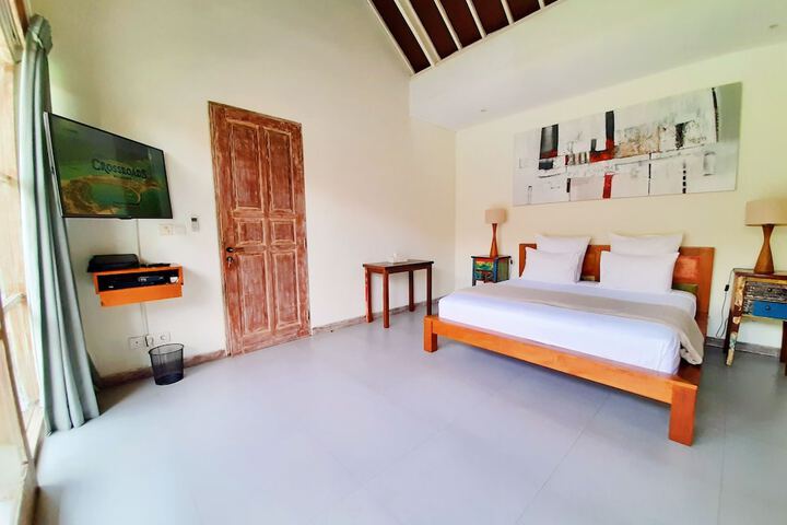 Room 5 of 64