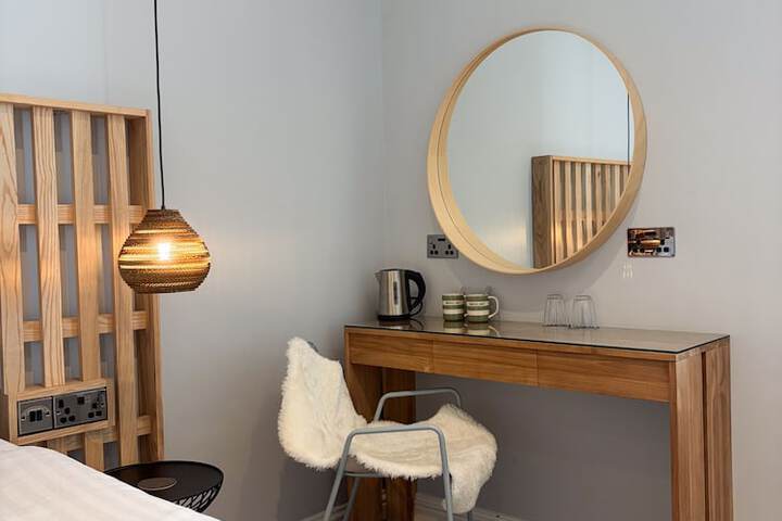 Room 30 of 60