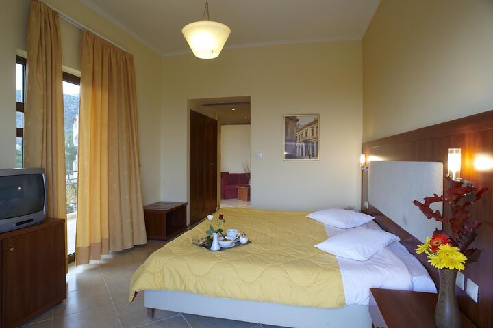 Room 8 of 31