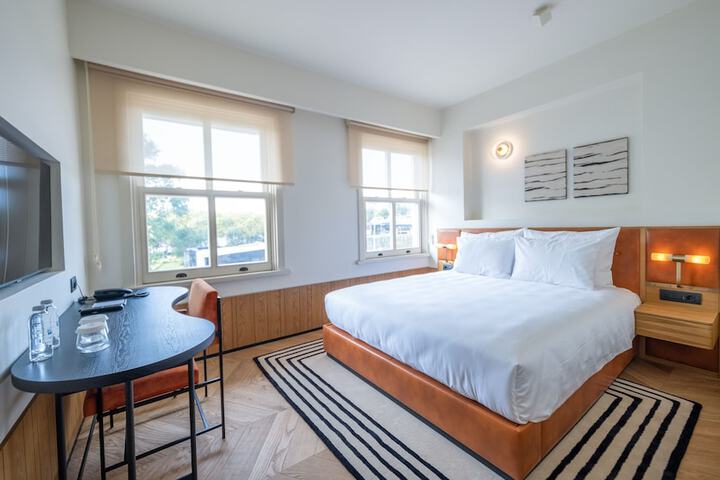 Room 45 of 113