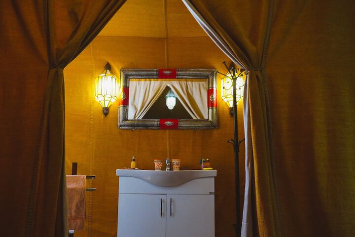 Room 44 of 80