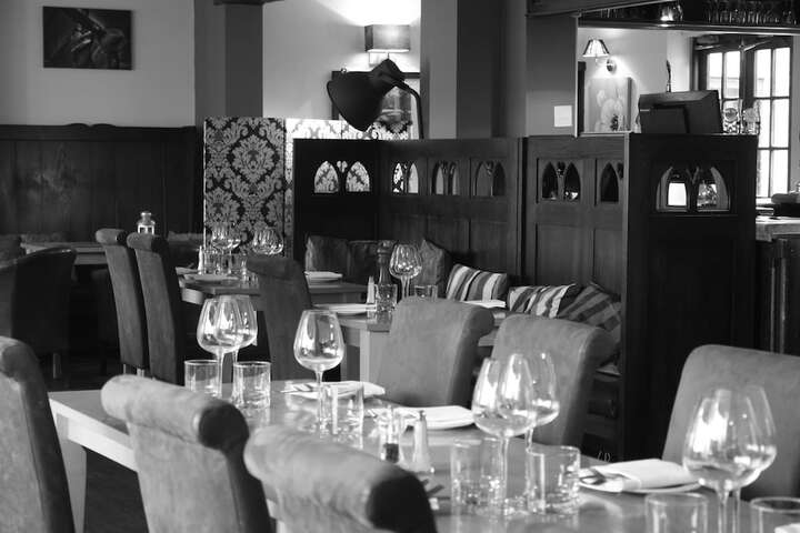 Dining 35 of 53