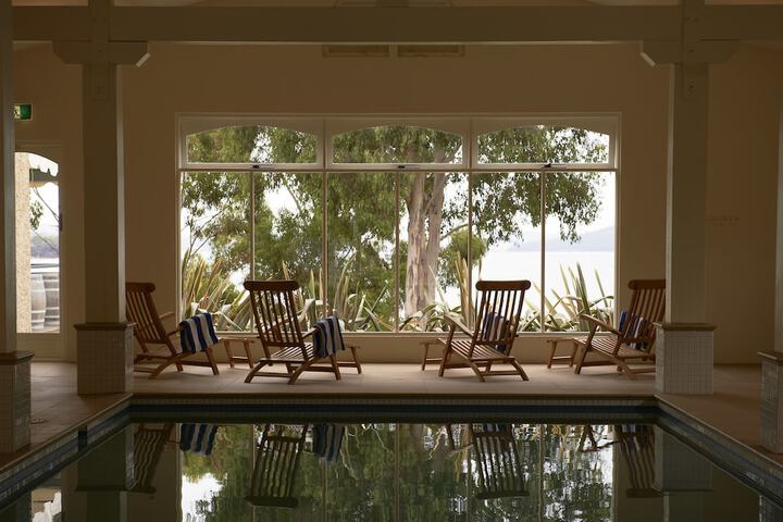 Hotel Pool