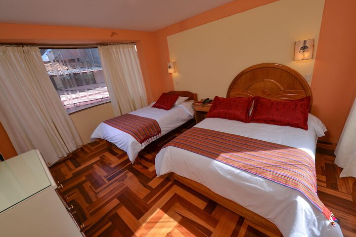 Room 14 of 48