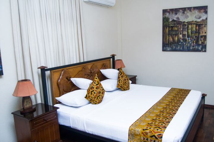 Room 10 of 70