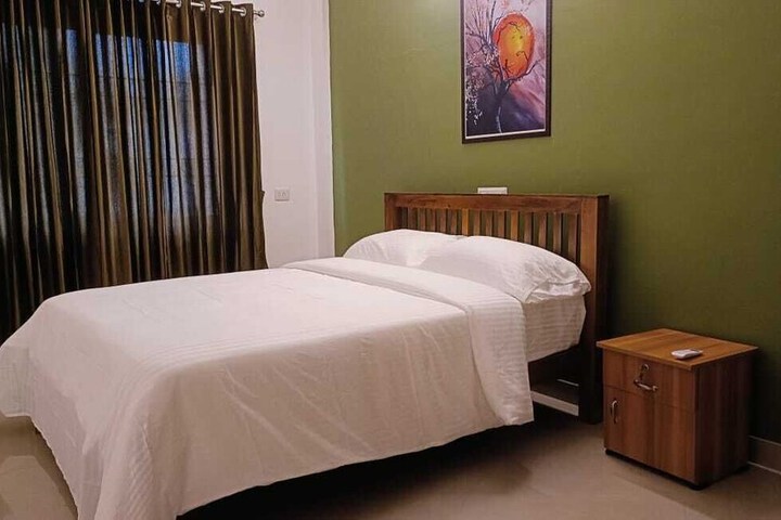 Room 8 of 41