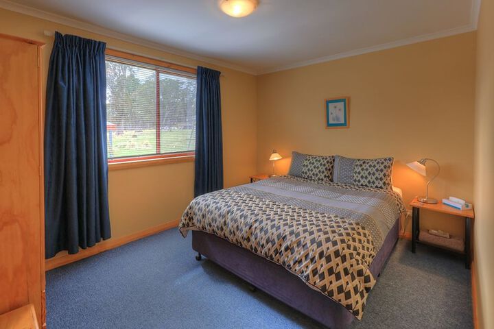 Room 9 of 195