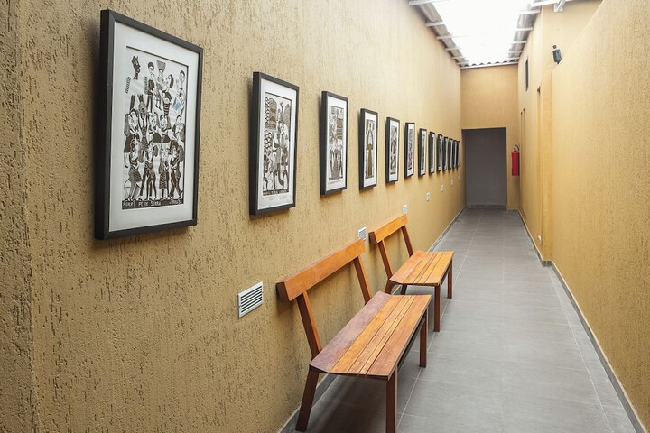 Ballroom/Hall 74 of 75
