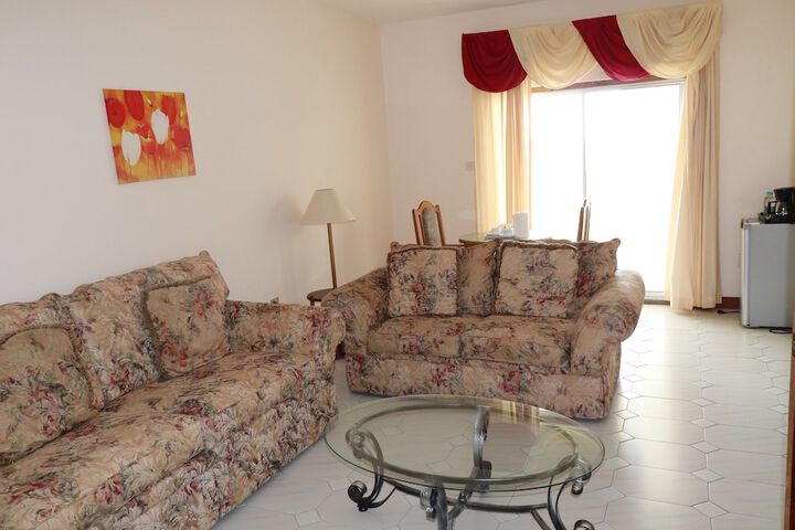 Room 14 of 48
