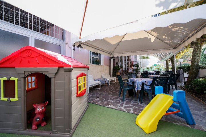 HOTEL SUSANNA