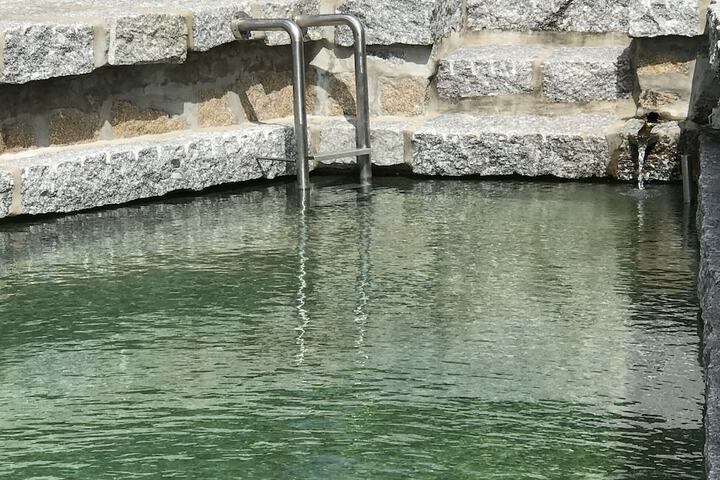 Pool 21 of 57